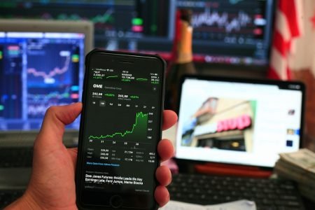 Rumänien: Wirtschaft schrumpft im zweiten Quartal langsamer als erwartet Rumänien: Wirtschaft schrumpft im zweiten Quartal langsamer als erwartet