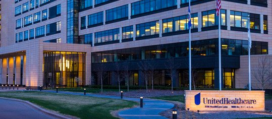 ROUNDUP: UnitedHealth geht auf Schrumpfkurs – Erster Umsatzrückgang seit 1989 ROUNDUP: UnitedHealth geht auf Schrumpfkurs – Erster Umsatzrückgang seit 1989