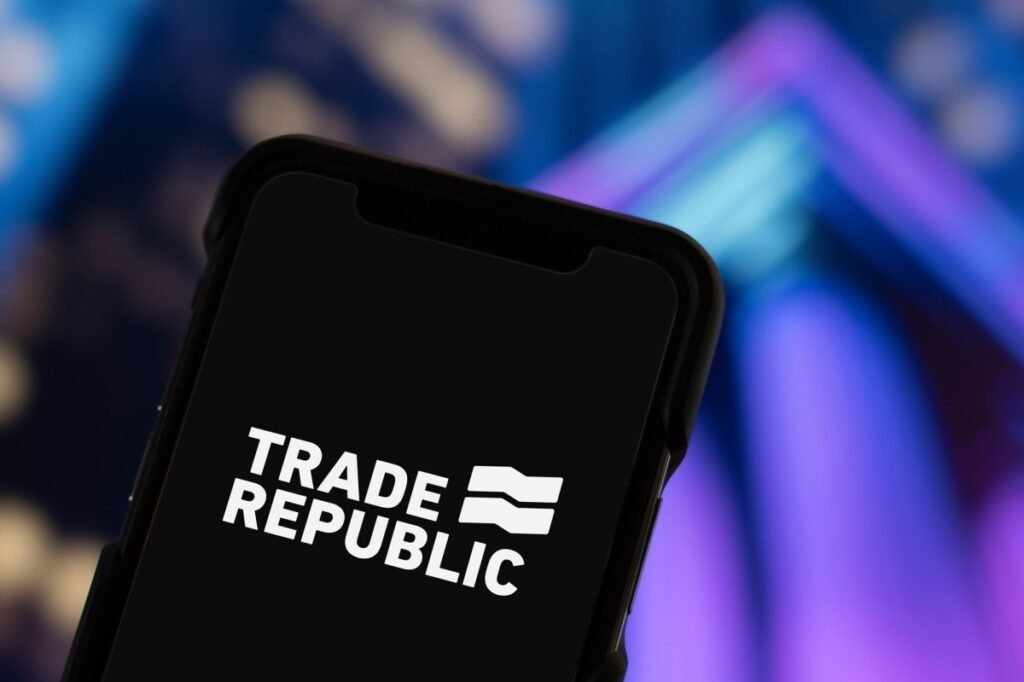 Fehler in der App, Konto dicht: Trade Republic lässt Kunden wochenlang im Stich
