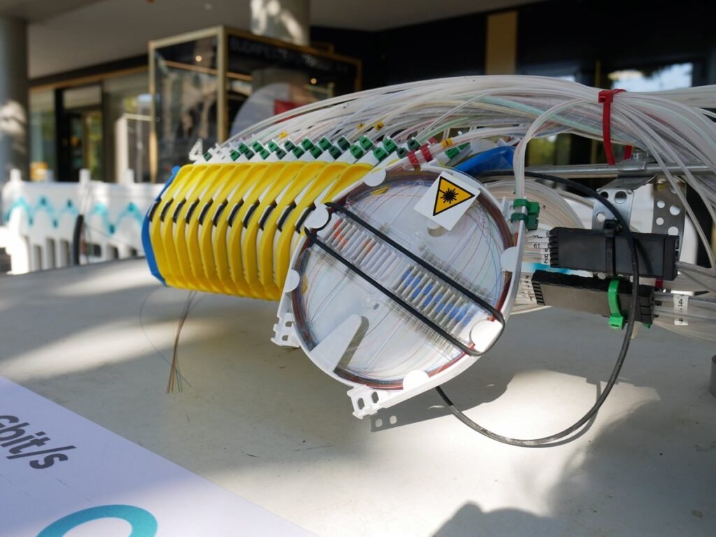 Kupfer-Glas-Migration: „Zwei große Haken“ | heise online Kupfer-Glas-Migration: „Zwei große Haken“ | heise online