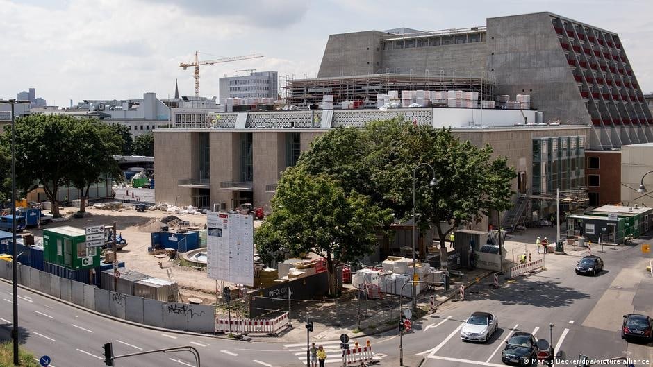 Deutsche Projekteplanung kaputt: Wieso unsere Vorhaben aus dem Ruder laufen Deutsche Projekteplanung kaputt: Wieso unsere Vorhaben aus dem Ruder laufen