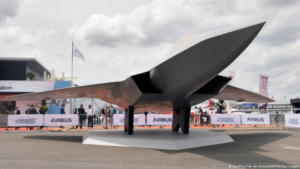 Deutsch-französisches Projekt
100-Milliarden-Euro-Kampfjetplan vor Aus: "Gibt ein Problem"
Finanzen100
24. Feb. Deutsch-französisches Projekt
100-Milliarden-Euro-Kampfjetplan vor Aus: "Gibt ein Problem"
Finanzen100
24. Feb.