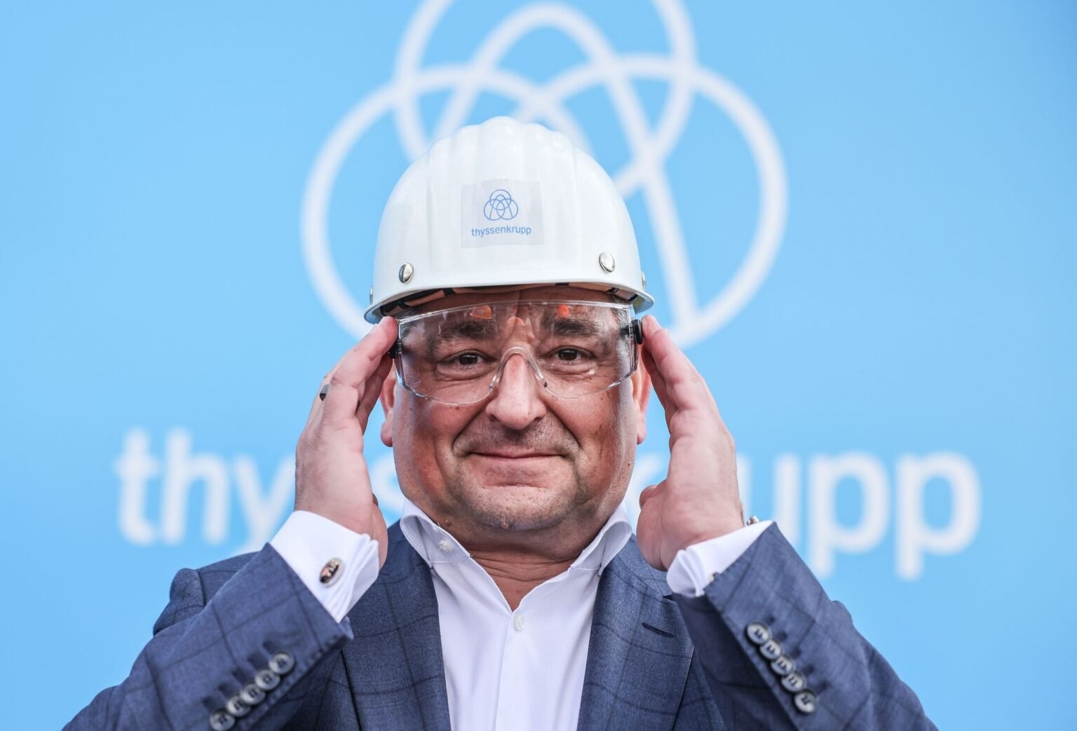 Thyssenkrupp schlägt mit Bilanz alle Erwartungen, die Warnung folgt sofort