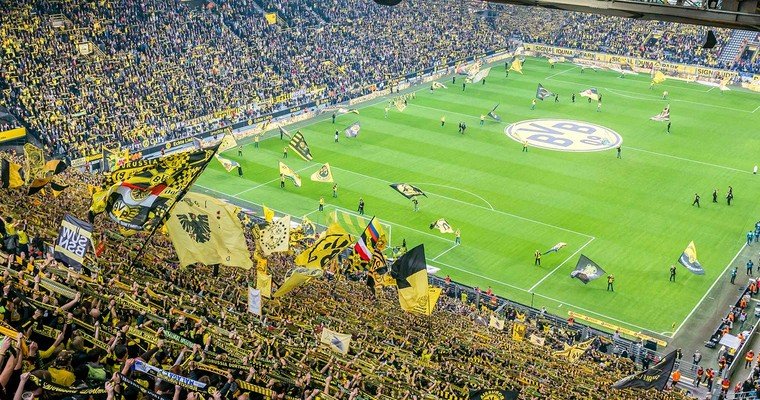 BORUSSIA DORTMUND – Transfererlöse treiben Gewinn BORUSSIA DORTMUND – Transfererlöse treiben Gewinn