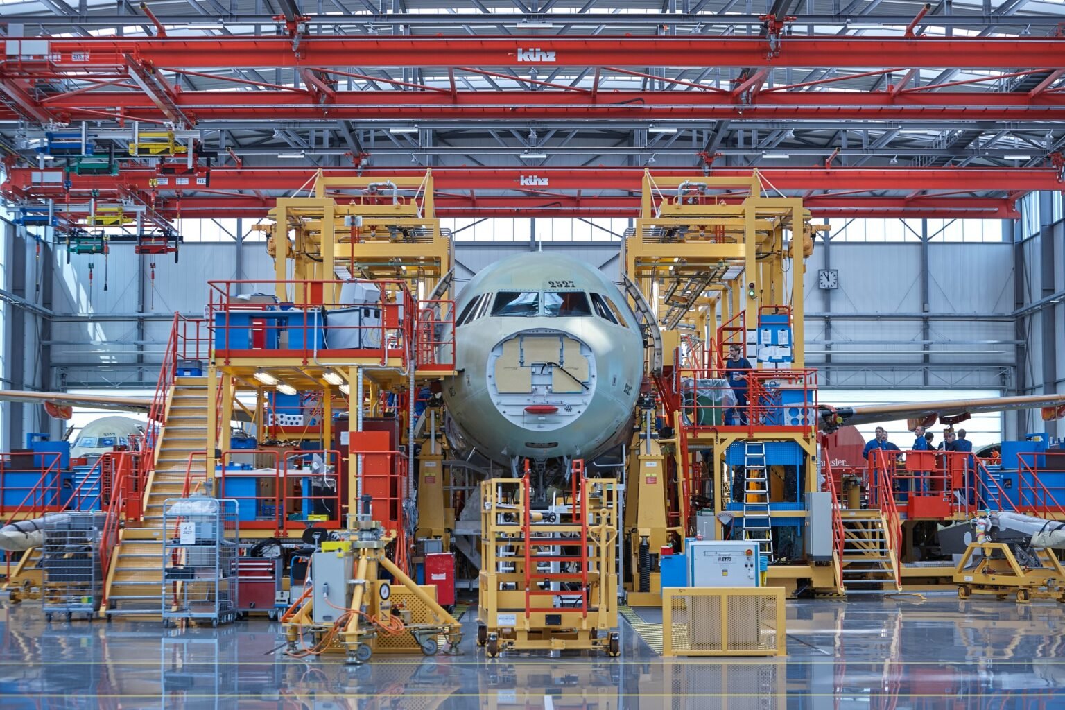 Experten zweifeln an Airbus-Zielen, Aktie bleibt auf Kurs Experten zweifeln an Airbus-Zielen, Aktie bleibt auf Kurs