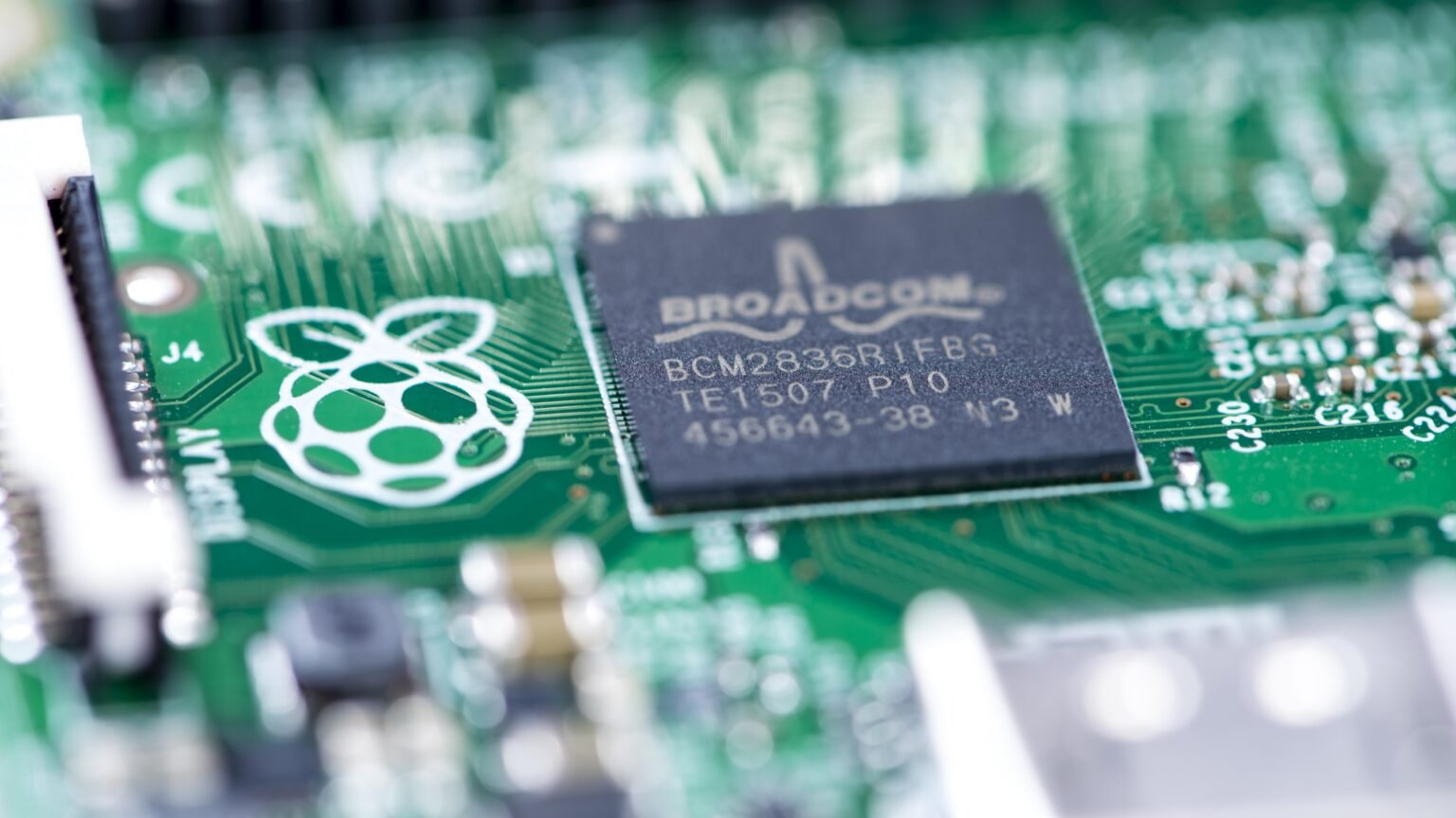 Chipriese Broadcom meldet Rekordzahlen und kündigt Aktienrückkauf an