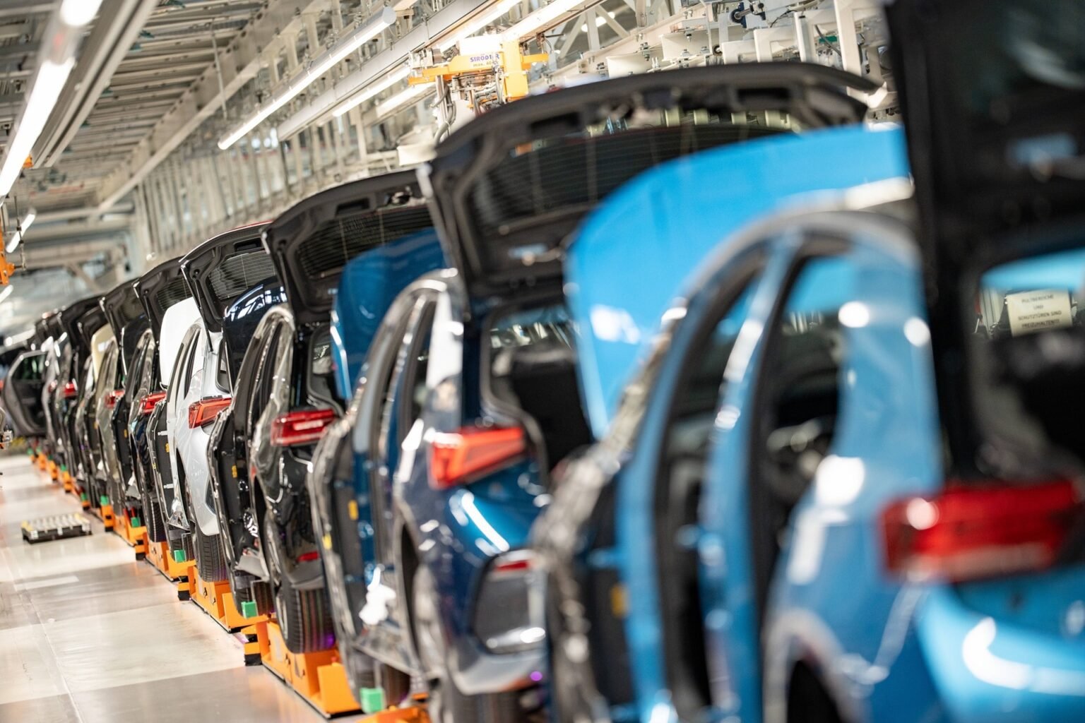 KI-Paradox in der Autoindustrie: Warum Experten zuerst gehen