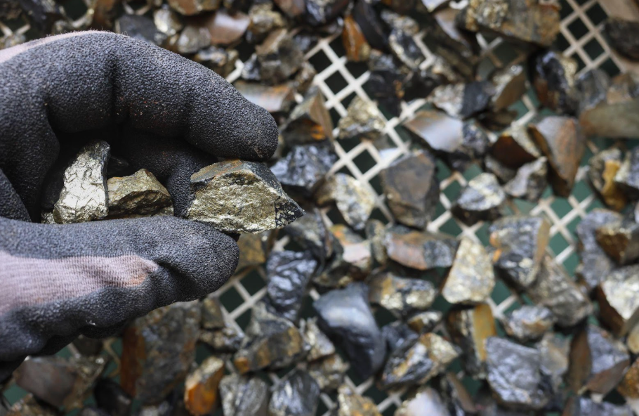 69a87ec8da846f6041d59df2_1