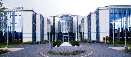 EQS-News: #FutureFresenius zahlt sich aus: S&P Global Ratings hebt Ausblick für Fresenius SE von stabil auf positiv an EQS-News: #FutureFresenius zahlt sich aus: S&P Global Ratings hebt Ausblick für Fresenius SE von stabil auf positiv an