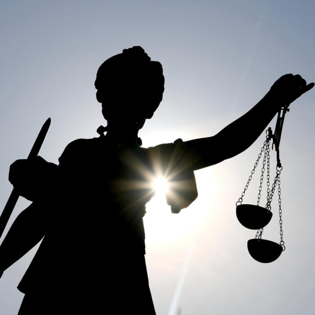 Neue Klagen gegen Allianz und R+V wegen gekürzter Renten