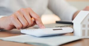 Zinsen vor der Kehrtwende? Jetzt wieder bei VONOVIA, LEG und Co. rein?