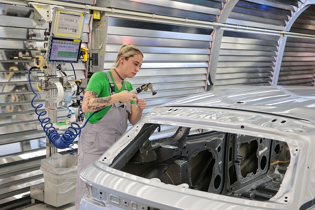 Iron Dome statt Cabrio: Was VW mit dem Osnabrück-Werk plant Iron Dome statt Cabrio: Was VW mit dem Osnabrück-Werk plant