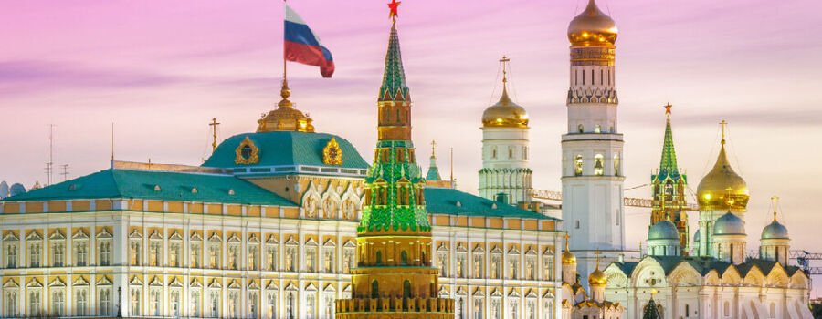 Kuppeln des Moskauer Kremls