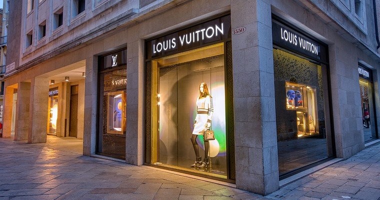 LVMH – Aktie am seidenen Faden! Nutzt man die letzte Trendwendechance? LVMH – Aktie am seidenen Faden! Nutzt man die letzte Trendwendechance?