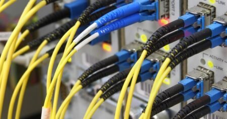 CORNING schließt enge Kooperation mit NVIDIA