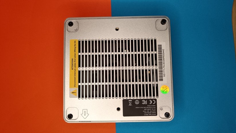 Minisforum UM750L Slim – Bilderstrecke