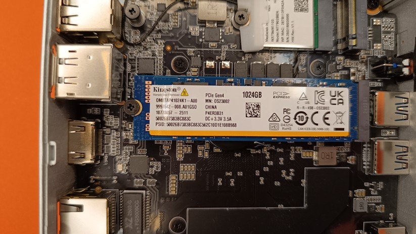 Minisforum UM750L Slim – Bilderstrecke