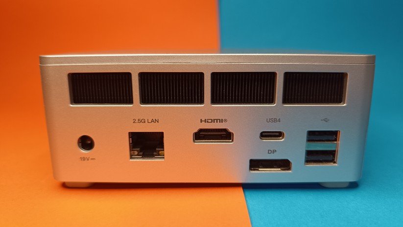 Minisforum UM750L Slim – Bilderstrecke