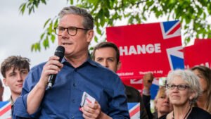 ROUNDUP 3/Der ’standhafte‘ Premierminister: Starmer hält an sich fest