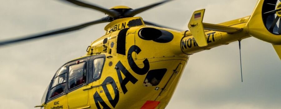Ein Helikopter des ADAC.