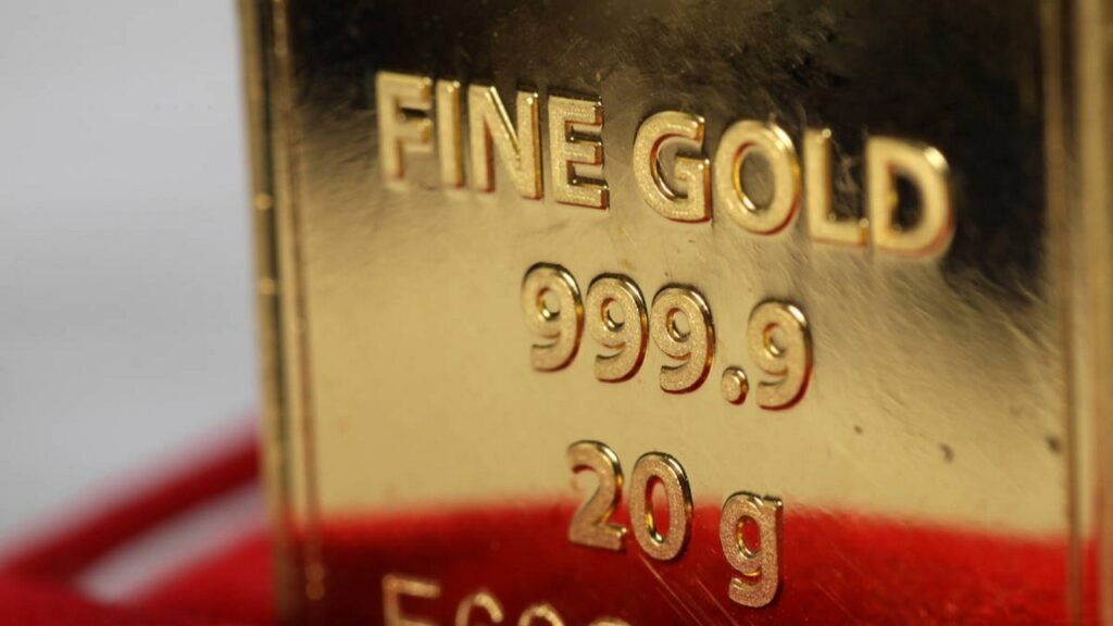 Gold stolpert, fällt aber nicht: Warum das Edelmetall bald wieder glänzen dürfte – DZ BANK