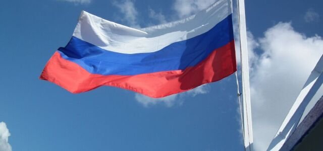 Die russische Flagge.