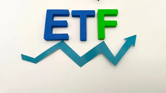 Nix SpaceX: Diese ETF-Raketen für deutsche Anleger schlugen im Q2 2026 alles! Nix SpaceX: Diese ETF-Raketen für deutsche Anleger schlugen im Q2 2026 alles!