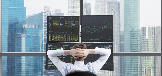 Ein Trader bei seiner Arbeit (Symbolbild).