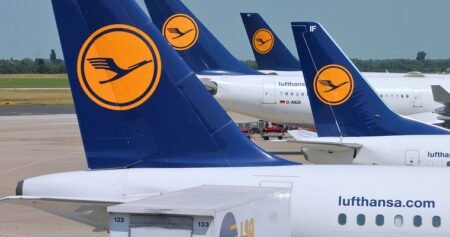 LUFTHANSA senkt Prognose nach Gewinneinbruch LUFTHANSA senkt Prognose nach Gewinneinbruch